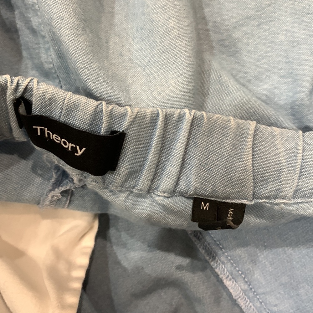 Theory Men’s Medium Short - Picture 3 of 3